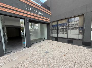 Local comercial · 53m² · 1 Ambiente · 1 Cochera · Local Comercial en Alquiler en Ituzaingo Centro