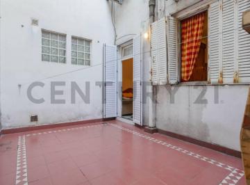 PH · 93m² · 4 Ambientes · Venta PH de 4 Ambientes con Patio y Parrilla - Villa Crespo