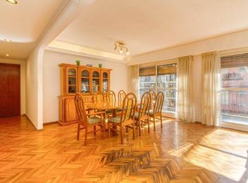 Departamento · 132m² · 4 Ambientes · 1 Cochera · Venta Semipiso 4 Ambientes Caballito – Cochera y Baulera – Apto Crédito