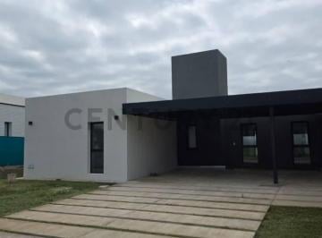 Casa · 206m² · 3 Dormitorios · 2 Cocheras · Casa a Estrenar Siete Soles