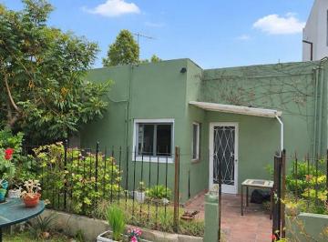 PH · 80m² · 3 Ambientes · Venta PH en Castelar Norte Cercano a La Estacion