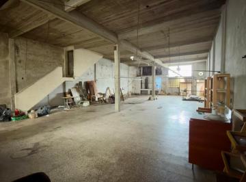 Depósito · 200m² · 1 Ambiente · Deposito Alquiler 200 m² Sobre Av Mitre Caseros