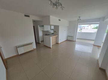 Departamento de 5 ambientes, Cipolletti · Departamento en Venta, 3 Dorm., con Cochera y Baulera