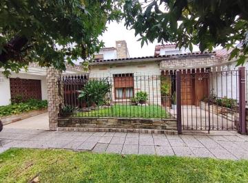 RAL-RAL-290_2 · Casa 4 Ambientes. | Dean Funes Al 300