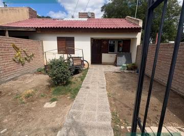Casa · 3 Ambientes · Casa en Chichinales