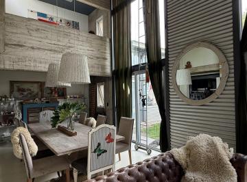 Casa de 7 ambientes, Córdoba · De La Cuesta Inmuebles Vende Excelente Propiedad en Tejas Sur 1
