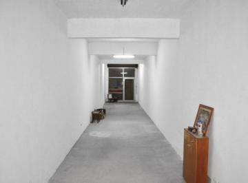 Local comercial · 50m² · 1 Ambiente · Local en Venta en Once