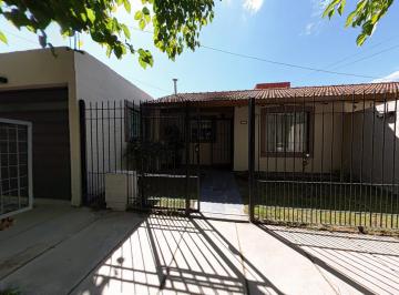 Casa · 150m² · 4 Ambientes · 2 Cocheras · Venta de Casa B° Alto de Drummond con Tour Virtual