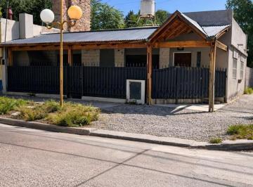 Casa · 3 Ambientes · Casa en Villa Regina