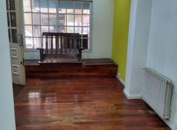 Local comercial en Alquiler de 1 ambiente  · Local / Oficina en Alquiler – Excelente Ubicación en Monte Grande Centro