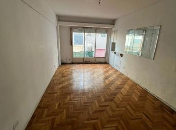 Departamento · 75m² · 4 Ambientes · Av Pueyrredon Al 400 - 4 Amb C/terraza + Dep - Once