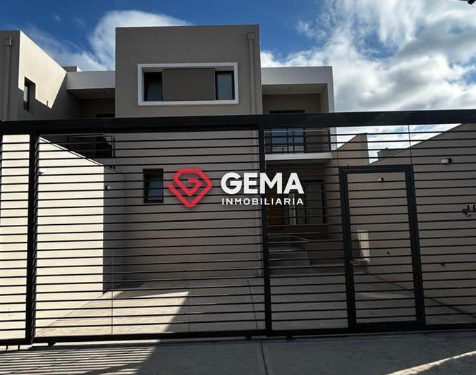 Casa · 150m² · 4 Ambientes · 1 Cochera