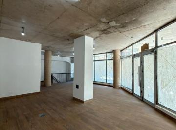Local comercial · 167m² · Local en Esquina - Belgrano - Venta o Alquiler - 167 m²