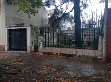 Casa · 120m² · 1 Cochera · Casa en Ludueña