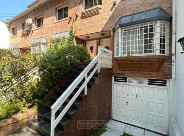 Casa · 220m² · 5 Ambientes · 1 Cochera · Casa Triplex en Venta en Saavedra, Capital Federal, Buenos Aires