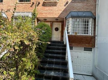 Casa · 220m² · 5 Ambientes · 1 Cochera · Casa Triplex en Venta en Saavedra, Capital Federal, Buenos Aires