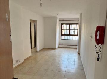 Departamento · 45m² · 2 Dormitorios · Alquilo 1 Dor + Escritorio C/ Terraza a Calle D. Funes 1060