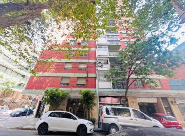 Departamento · 67m² · 3 Ambientes · 3 Amb Muy Luminoso Piso Alto con Balcon