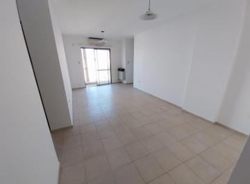 Departamento · 50m² · 3 Ambientes · Excelente Estado - Amplio Dpto con Balcon