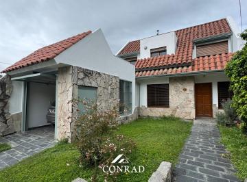 Casa de 5 ambientes, Río Ceballos · Ñu Porá - Casa de Tres Dorm. en Venta con Piscina y Quincho - Río Ceballos