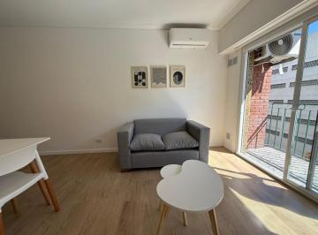 Departamento · 63m² · 3 Ambientes · Departamento 3 Ambientes Reciclado a La Calle con Suite y Vestidor – Macrocentro