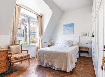 Departamento · 72m² · 4 Ambientes · Luminoso 4 Ambientes en Recoleta