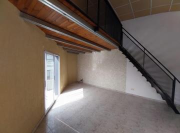 Departamento · 32m² · 1 Ambiente · Departamento 1 y 1/2 Amb Al Frente por Escalera
