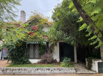 Casa de 5 ambientes, San Isidro · Linda Casa en Muy Linda Zona San Isidro