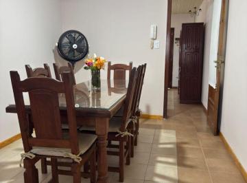 Casa de 4 ambientes, La Plata · Casa de 3 Dorm. en Venta - Tolosa - La Plata. Calle 14 E 528 y 529
