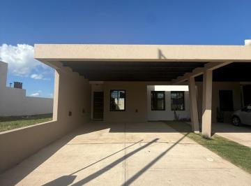 Casa · 90m² · 2 Dormitorios · 2 Cocheras · Venta Dúplex 2 Dorm. + Pileta | Docta Parque | 1 Planta
