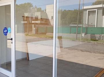 Local comercial · 42m² · Alquilo Local Esquina Villa Allende, Zona Altamente Comercia