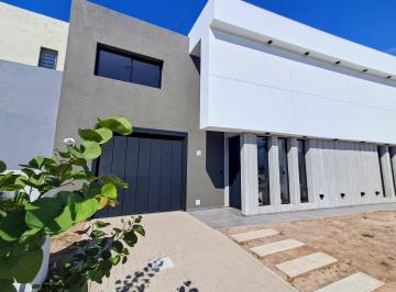 Casa de 2 ambientes, Córdoba · Duplex Premium Frente a Espacio Verde