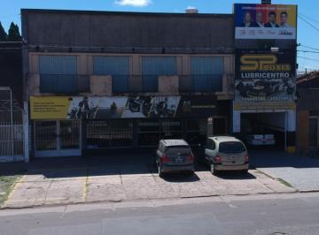 Local comercial · 263m² · 5 Cocheras · Locales Comerciales Sobre Av 7 de Marzo, Santo Tome