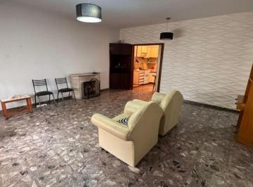 PH · 65m² · 3 Ambientes · PH Tipo Casa 3 Ambientes en Alquiler en Lomas del Mirador
