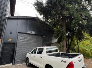 Bodega-Galpón , San Martín de los Andes · Galpon en Venta | 200 m² | Vega Maipú | Todos Los Servicios