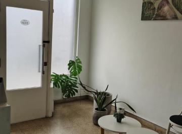 Local comercial · 265m² · Local Comercial y Deposito en San Jose.