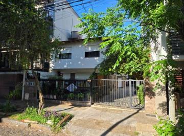 PH · 62m² · 3 Ambientes · 1 Cochera · Venta PH 3 Ambientes con Patio y Entrada de Auto en San Isidro