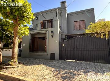 Casa · 254m² · 5 Ambientes · 1 Cochera · Casa en Venta en San Isidro - Vias/libert.