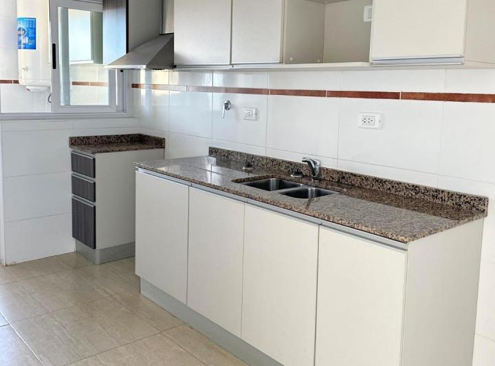 Departamento · 100m² · 3 Ambientes · 1 Cochera