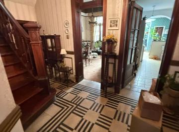 Casa · 190m² · 4 Ambientes · Casa a La Venta en Fray Luis Beltrán