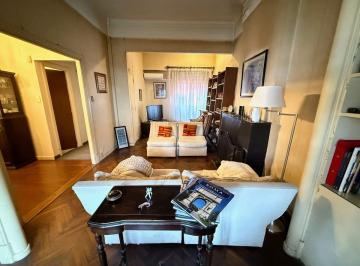 Casa de 4 ambientes, Vicente López · Casa en Venta 3 Dorm. con Terraza y Cochera
