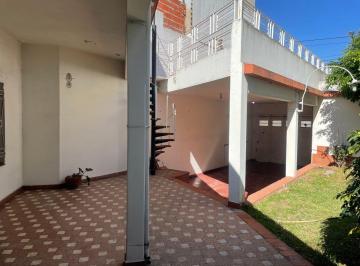 Casa de 3 ambientes, Lomas de Zamora · Venta Casa 3 Ambuentes / Local Lomas