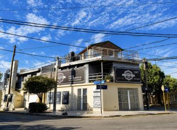 Local comercial · 280m² · Local Comercial Esquina en Barrio Jardín