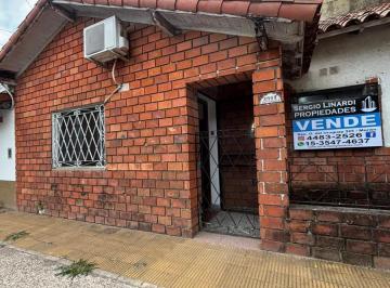 PH · 90m² · 5 Ambientes · PH Al Frente de 3 Ambientes + Departamento Monoambiente en Planta Alta
