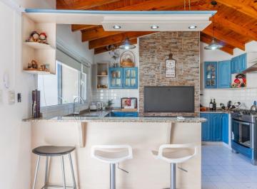 Casa de 3 ambientes, Neuquén · Venta Casa Nivel Gerencial Barrio Huiliches
