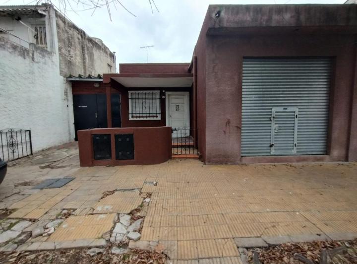 Terreno · 299m² · 5 Ambientes