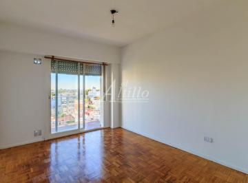 Departamento de 2 ambientes, Mataderos · Depto 2 Amb en Venta en Mataderos con Balcon Al Frente - Manuel Artigas y Pieres