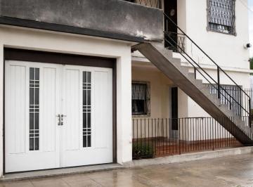 Frente · Venta Casa Multifamiliar en Dos Plantas Separadas en Ituzaingó Norte