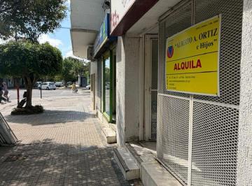 Local comercial , La Plata · Local en Alquiler en Zona Comercial de Los Hornos