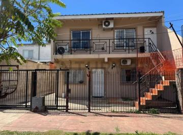 Casa · 150m² · 6 Ambientes · 3 Cocheras · Venta Propiedad en Block en Garín, Escobar